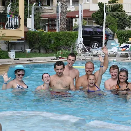Tuncer Garden Otel 3*